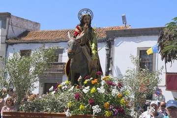 Procesiones de La Burrita en San Juan y El Ejido/FJS y TA.